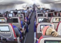 5 Best Gadgets for Long Haul Flights