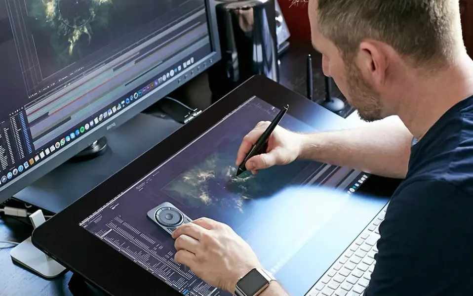 10 Best Gadgets for Digital Art in 2021